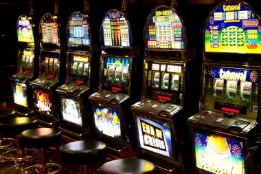 Win display and balance update Payout and account balance display
